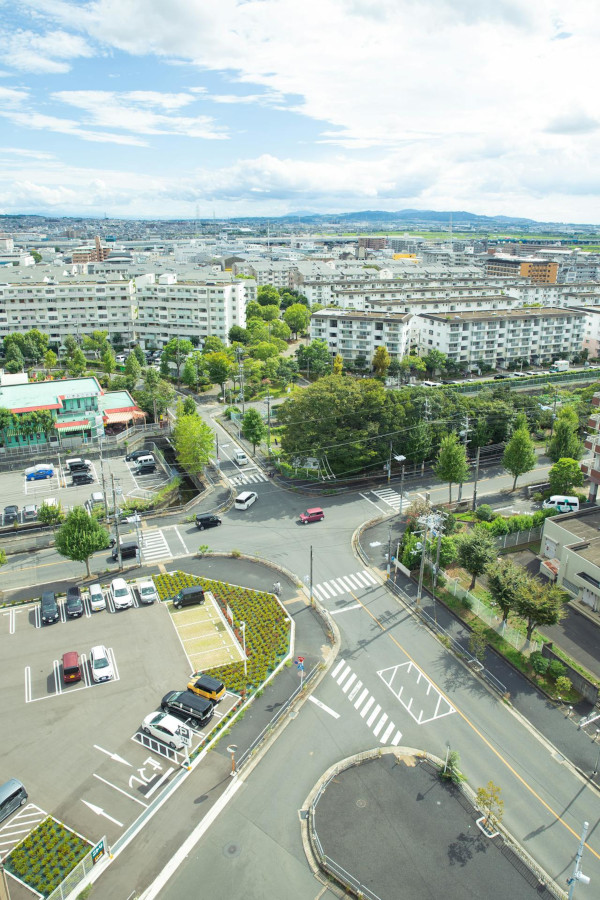Boosting Remote Workforce Efficiency and Security with Azure Virtual Desktop: A 20% IT Cost Reduction for Community Development Organization